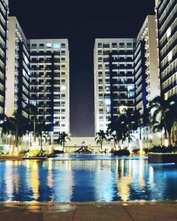 Rhm Sea Residences Condostaycation Moa,Smx Pasay Exterior foto